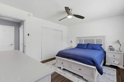 Property 26-10156 - Photo 13