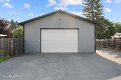 Property 26-9875 - Photo 47