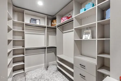 Property 26-949 - Photo 17