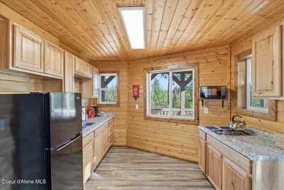 Property 25-10473 - Photo 18