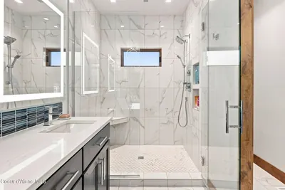 Property 26-9163 - Photo 37