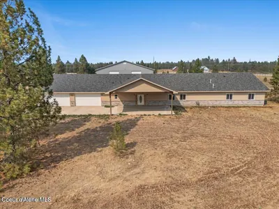 Property 26-2136 - Photo 2