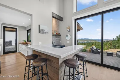 Property 26-8887 - Photo 6