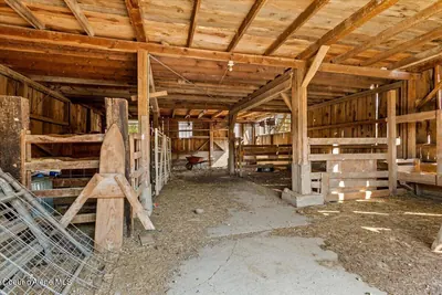 Property 26-8581 - Photo 67