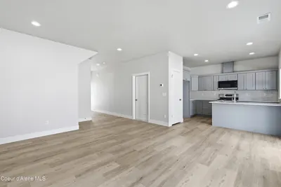 Property 26-10202 - Photo 10