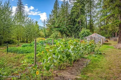 Property 26-9452 - Photo 46