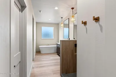 Property 26-7423 - Photo 26