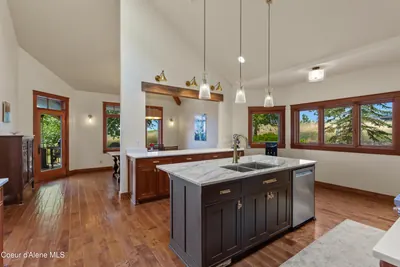 Property 26-8436 - Photo 12