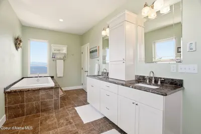 Property 26-8070 - Photo 45