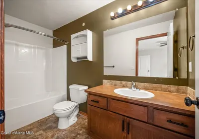 Property 26-10232 - Photo 12