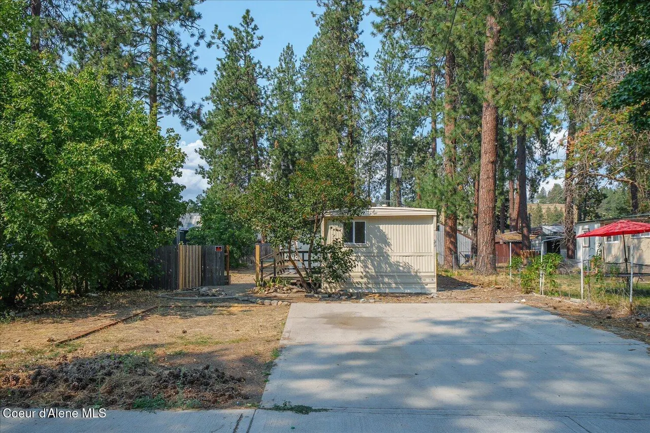 Property 26-8469 - Photo 1