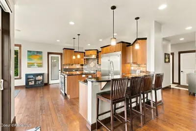 Property 26-10573 - Photo 10
