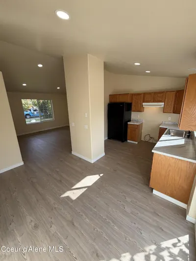 Property 26-9981 - Photo 2