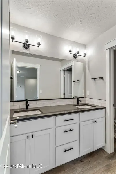 Property 25-11241 - Photo 28