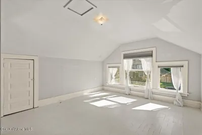 Property 26-8461 - Photo 27