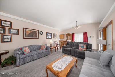 Property 26-8495 - Photo 3