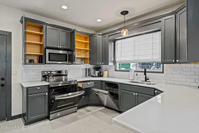 Property 26-7742 - Photo 17