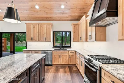 Property 26-9228 - Photo 17