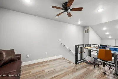 Property 26-8805 - Photo 26