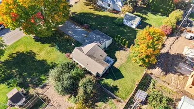 Property 26-10477 - Photo 26