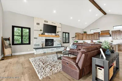 Property 26-10049 - Photo 8