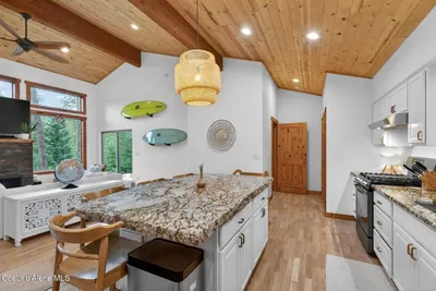 Property 26-6782 - Photo 8