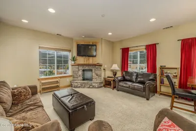Property 25-10811 - Photo 17