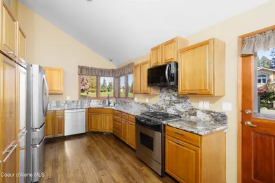 Property 26-10065 - Photo 8