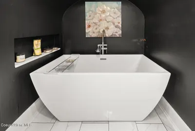 Property 25-11425 - Photo 52