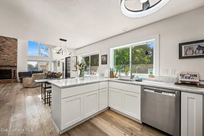 Property 26-9527 - Photo 13