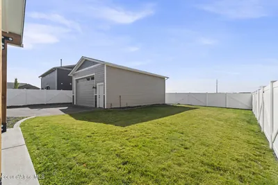 Property 26-8647 - Photo 41