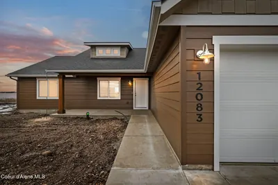 Property 26-678 - Photo 2