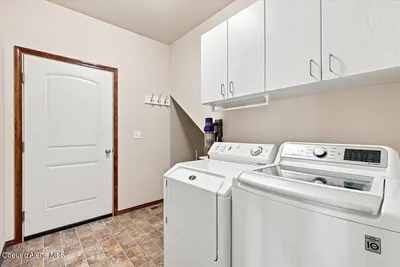 Property 26-8400 - Photo 27