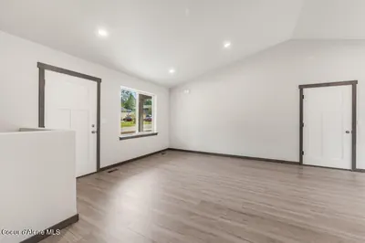 Property 26-7877 - Photo 6
