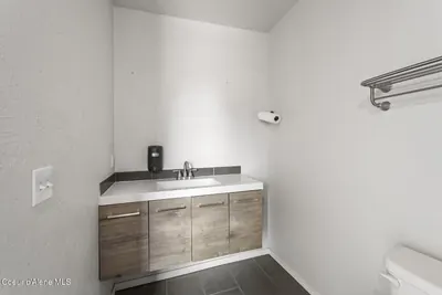 Property 26-10378 - Photo 24