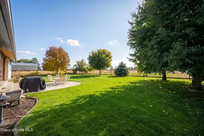 Property 26-9927 - Photo 41
