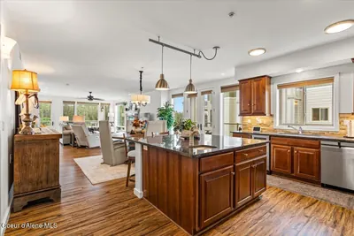Property 26-9264 - Photo 2