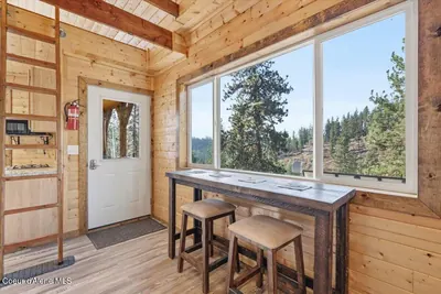 Property 25-10473 - Photo 59