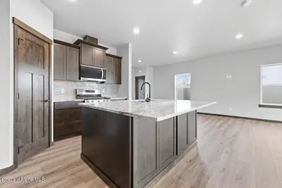Property 26-5886 - Photo 12