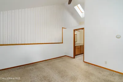 Property 26-10065 - Photo 17