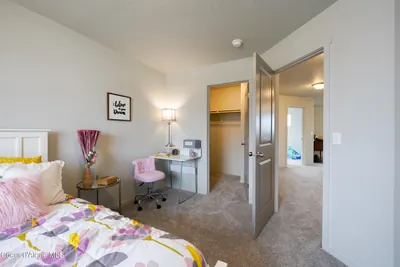 Property 25-10317 - Photo 23
