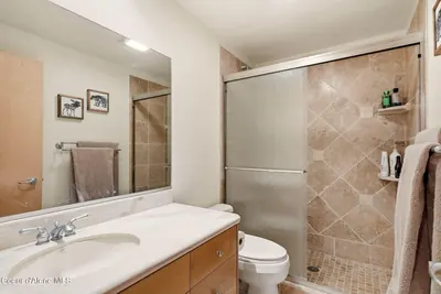 Property 26-7018 - Photo 42