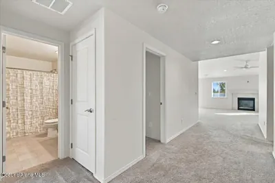 Property 26-10181 - Photo 5