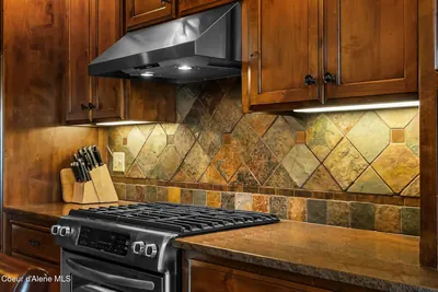 Property 26-10268 - Photo 10