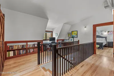 Property 26-10004 - Photo 23
