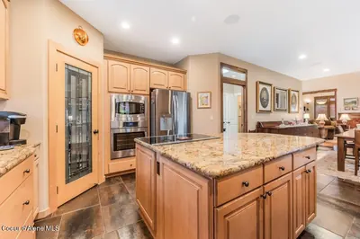 Property 26-10547 - Photo 12