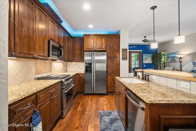 Property 26-8896 - Photo 40