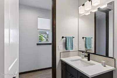 Property 26-9834 - Photo 34
