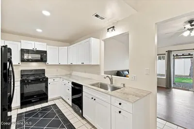 Property 26-8330 - Photo 8