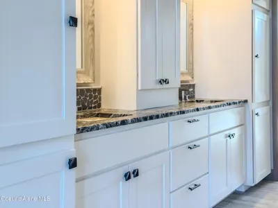 Property 26-9918 - Photo 27